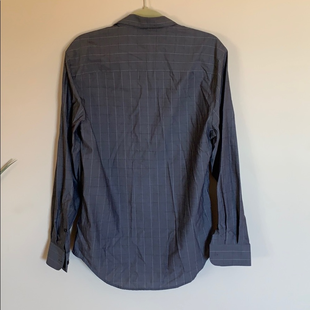 Perry Ellis bundle of two men’s long sleeve shirts - Picture 7 of 7